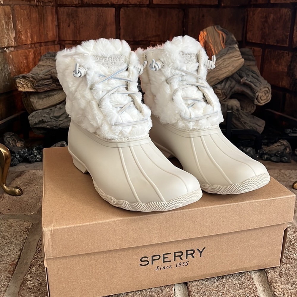Brand New Sperry Saltwater Faux Fur Ivory Quilt Stitch Duck Boots Waterproof - Picture 3 of 16